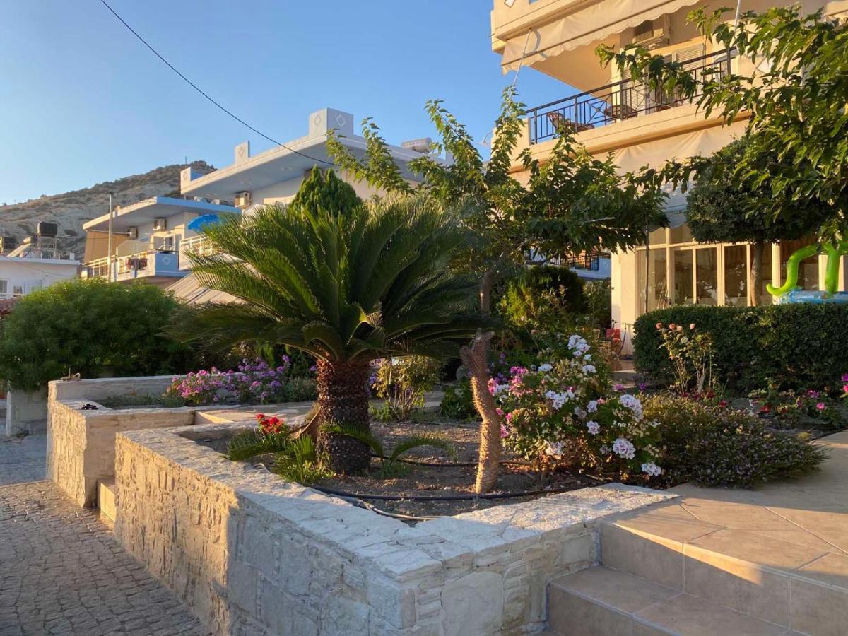 Sindonia Beach Apartment'S Psari Forada Екстериор снимка