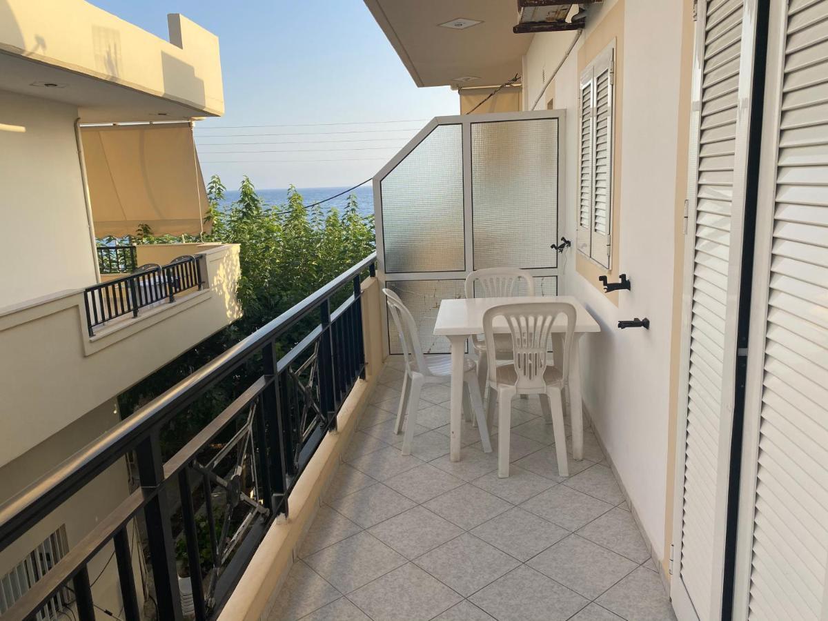 Sindonia Beach Apartment'S Psari Forada Екстериор снимка